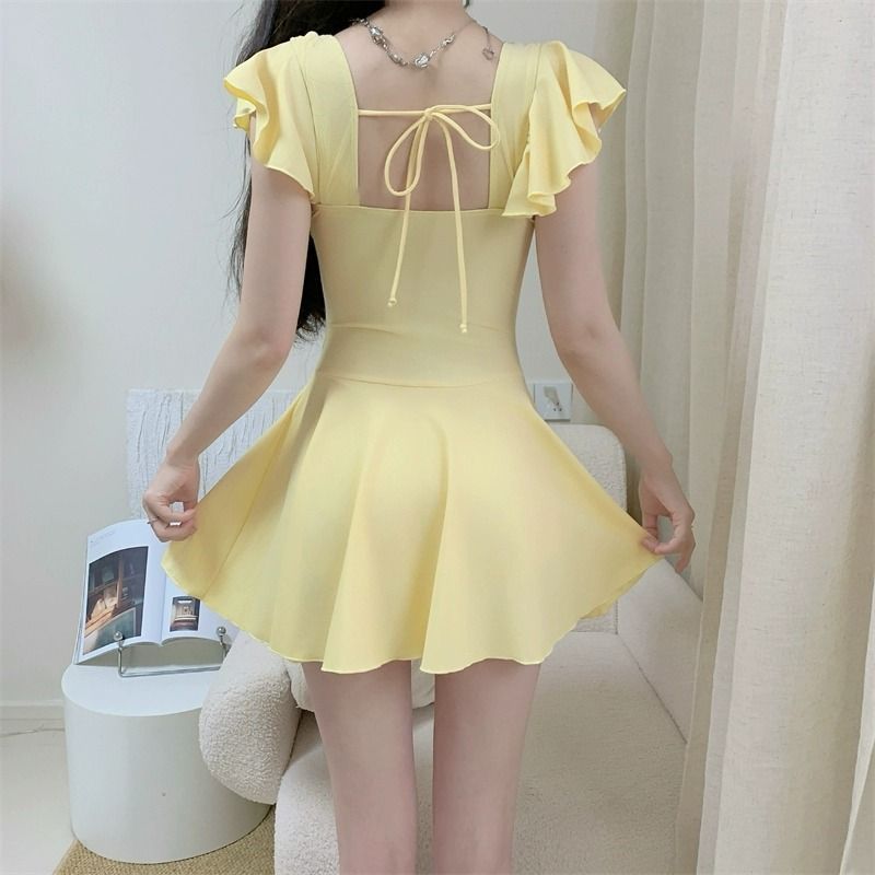 Traje de baño de manga corta c - Bath reseña y precio